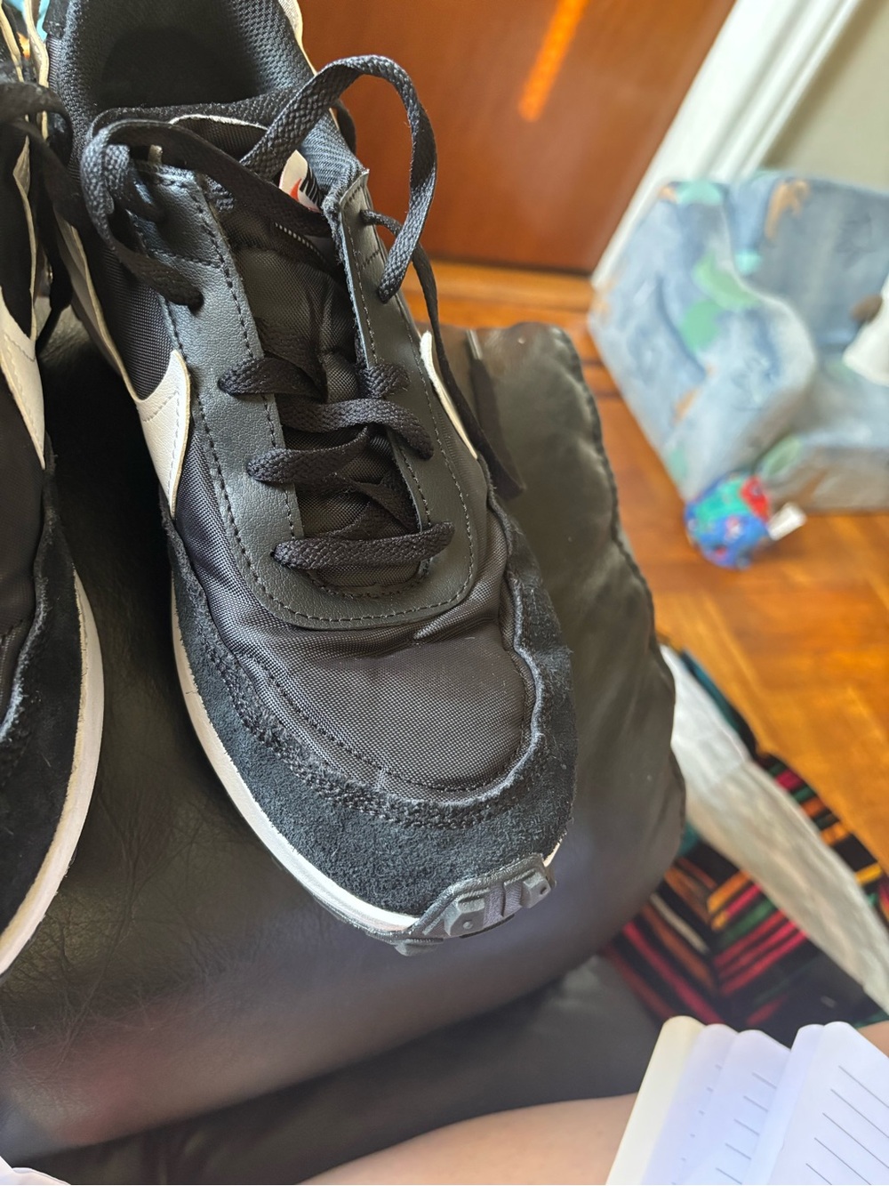 Nike Black and White Men's Low-Top Sneakers